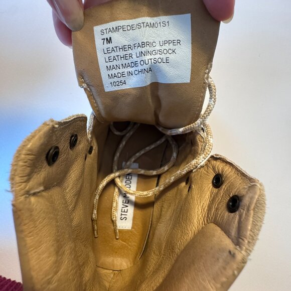 Steve Madden Stampede Sneaker Boots Size 7 Tan Cream Chunky - Picture 13 of 14
